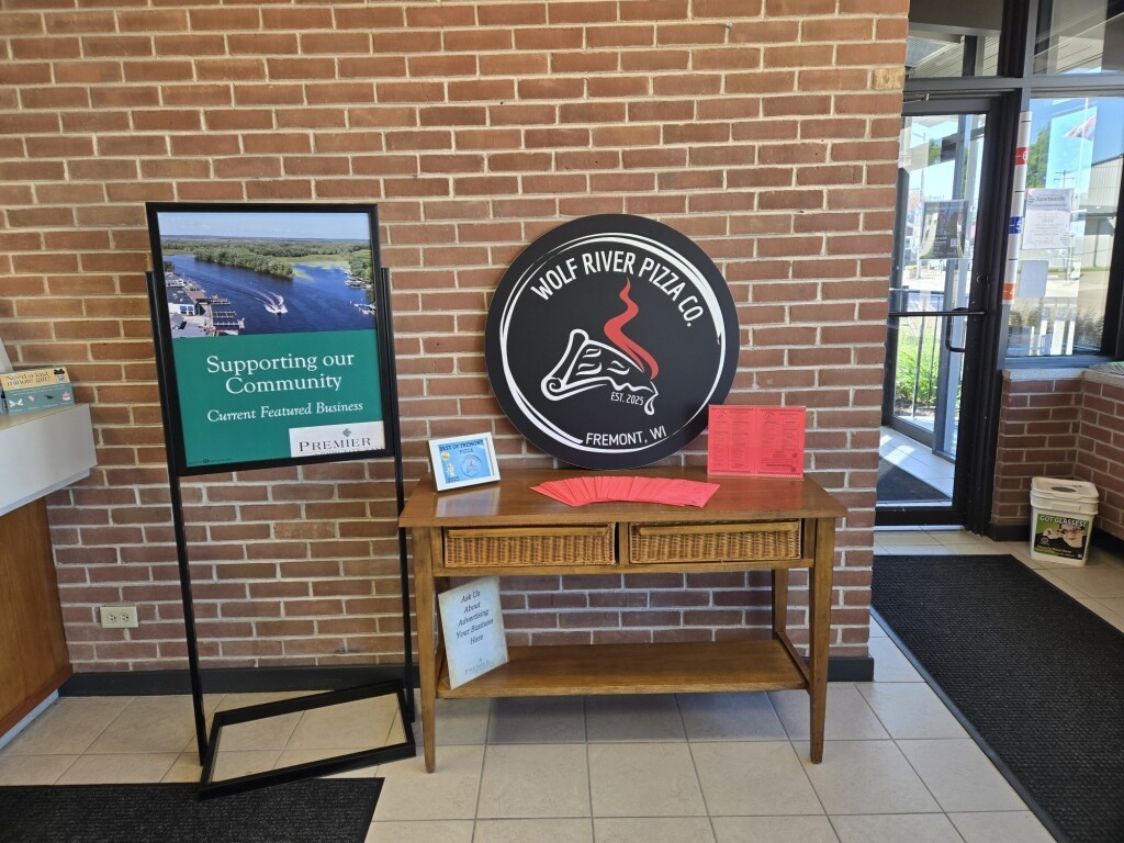 Wolf River Pizza Co.
