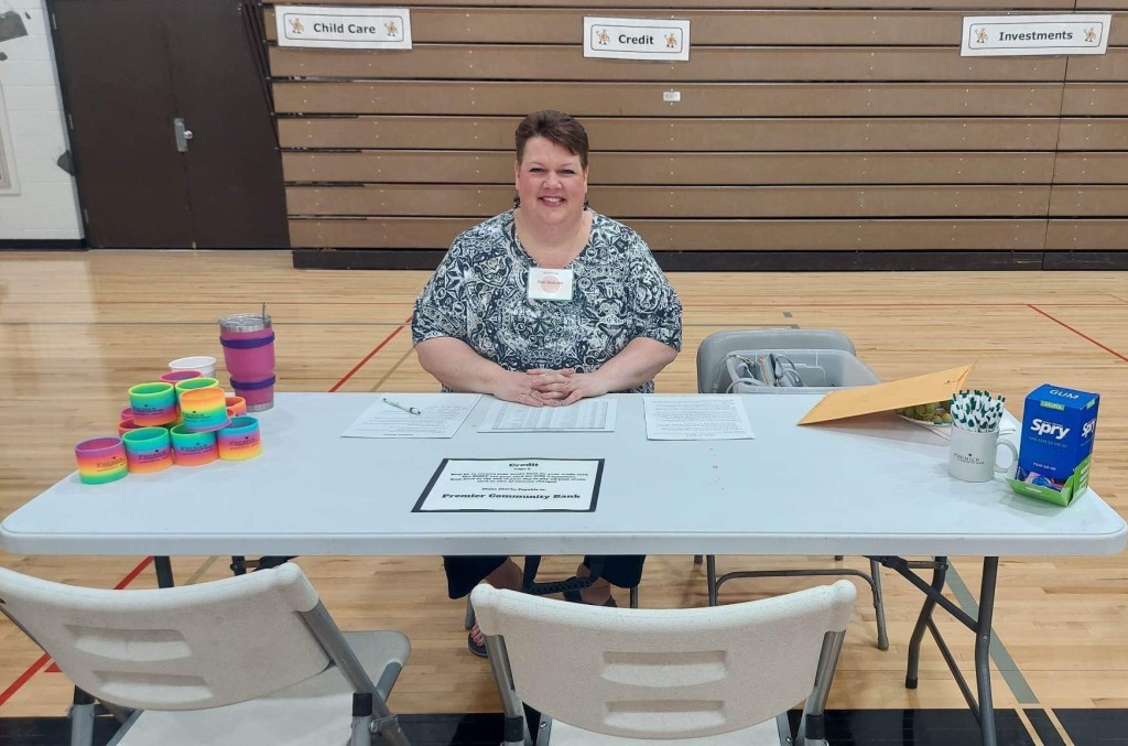 Iola-Scandinavia School Reality Fair